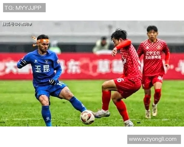 190cm辽宁足球明星的成长之路与职业生涯精彩瞬间回顾